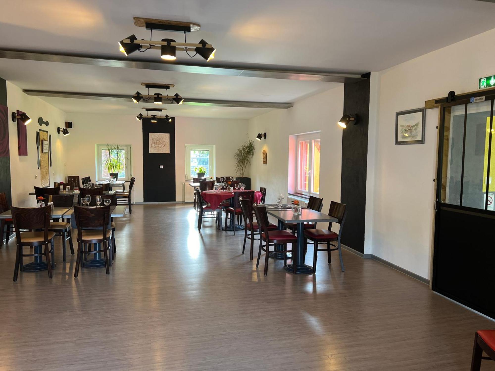 Auberge Restaurant La Roseraie Grandrupt Esterno foto